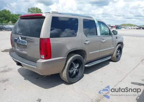 2007 Cadillac Escalade Standard from USA, damaged, VIN 1GYFK63837R154369